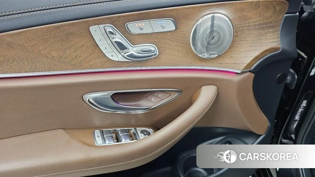 Mercedes-Benz E-Class W213 id 4849075 из Кореи 19