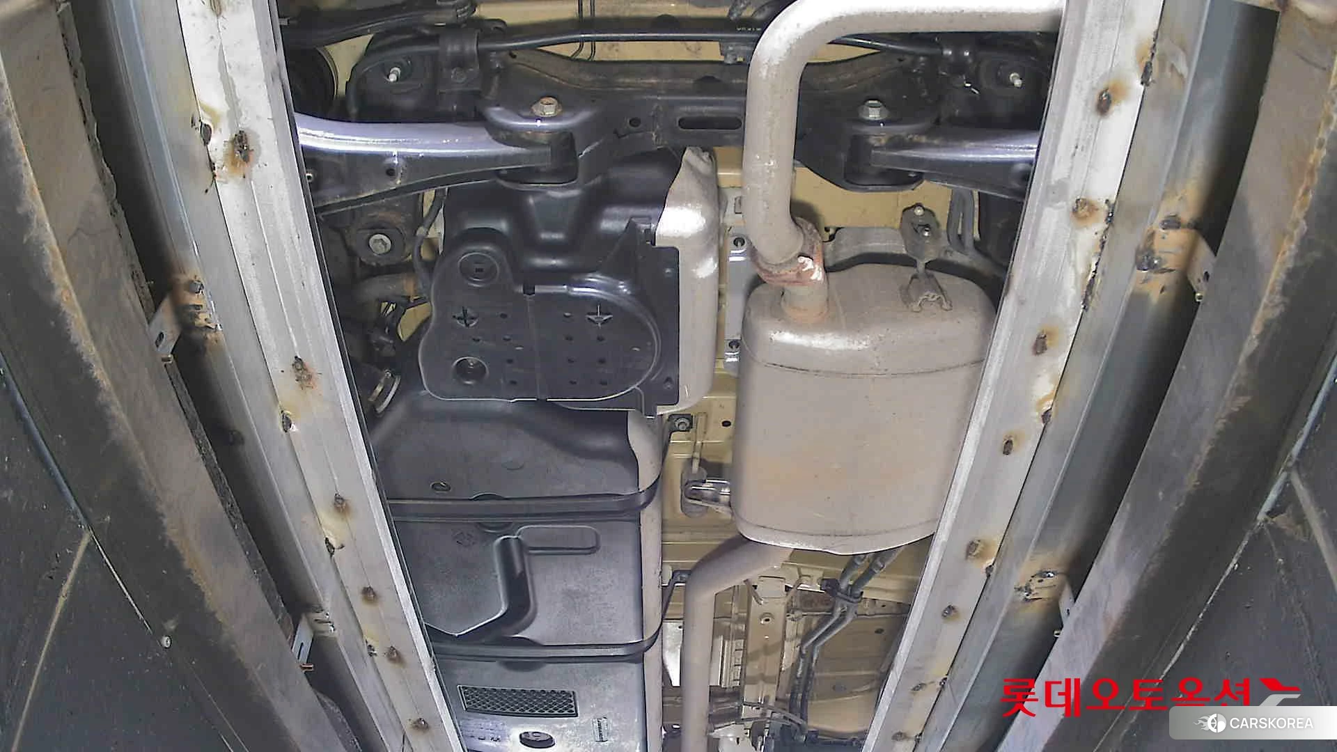 Kia Carnival id 3869393 из Кореи 19