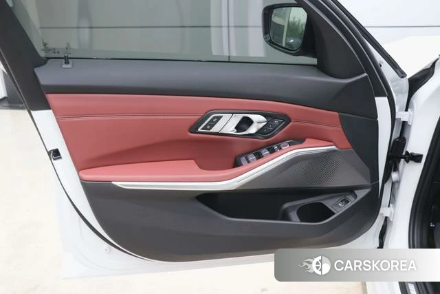 BMW 3 series id 4271086 из Китая 19
