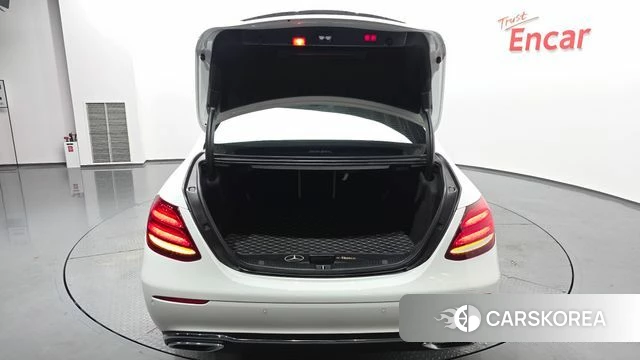 Mercedes-Benz E-Class W213 id 4435297 из Кореи 19