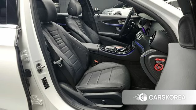 Mercedes-Benz E-Class W213 id 4308559 из Кореи 19