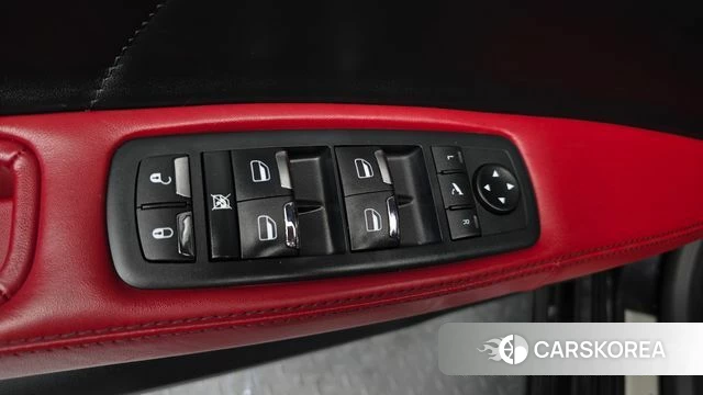 Maserati Ghibli id 4721896 из Кореи 19