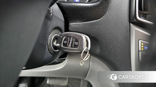 Hyundai The New Grand Starex id 4225689 из Кореи 19