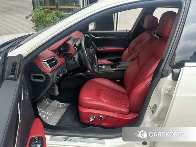 Maserati Ghibli id 4227895 из Китая 19