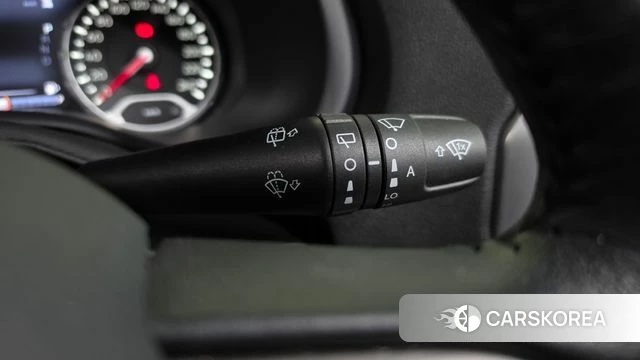 Jeep Renegade id 4389601 из Кореи 19