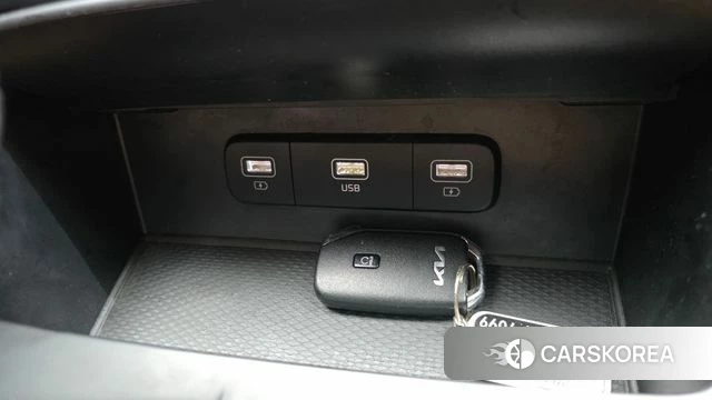 Kia Carnival 4th generation id 4343305 из Кореи 19