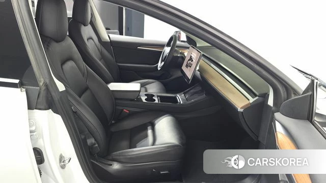 Tesla Model 3 id 4636235 из Кореи 19