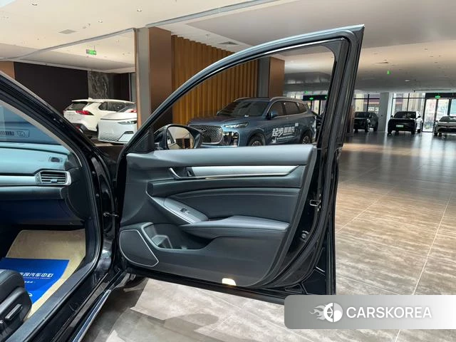 Honda Accord id 4365643 из Китая 19