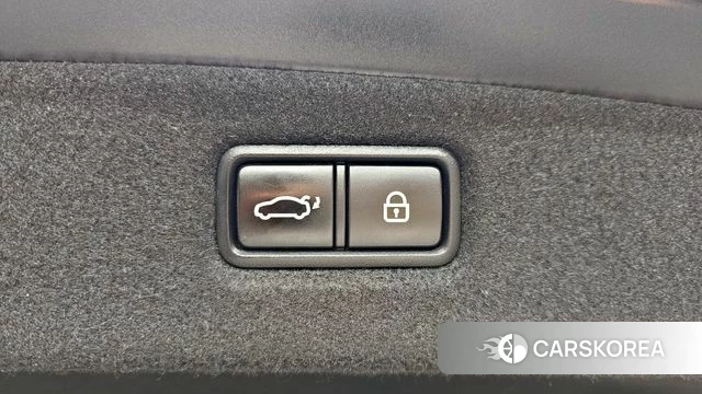 Genesis G90 id 4225435 из Кореи 19