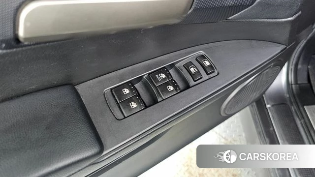 Ssangyong The New Korando Sports id 4448364 из Кореи 19