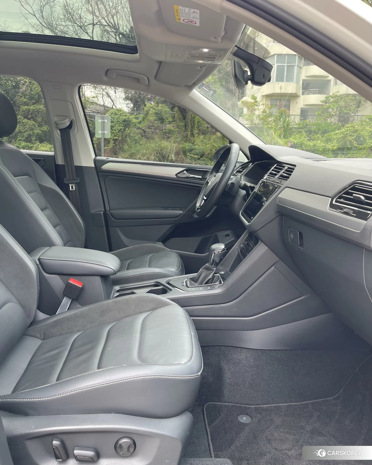Volkswagen Tiguan L PHEV id 4485493 из Китая 19