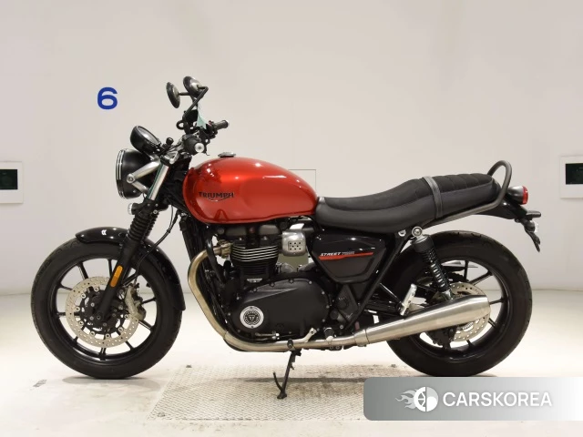 Проданный Triumph STREET TWIN id 4009620 из Японии, фото 19