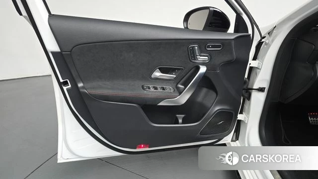 Mercedes-Benz A-Class W177 id 4729859 из Кореи 19