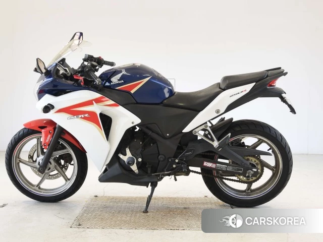 Honda CBR250R ABS id 3946818 из Японии 18