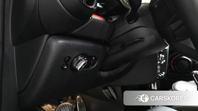 Mini Cooper Electric id 4774793 из Кореи 19
