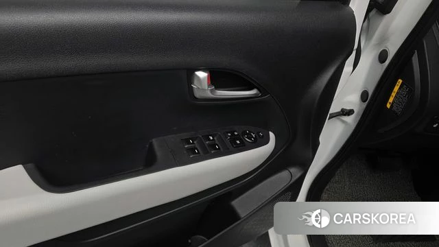 Kia The New Kia Ray EV id 4302341 из Кореи 19