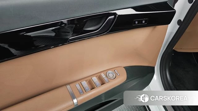 Hyundai Grandeur Hybrid (GN7) id 4408419 из Кореи 19