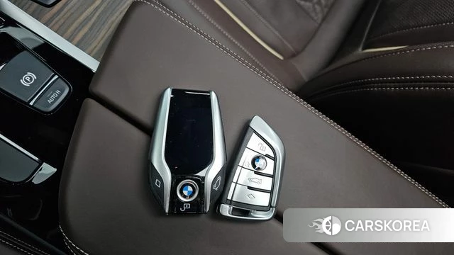 BMW 5 Series (G30) id 4435246 из Кореи 19