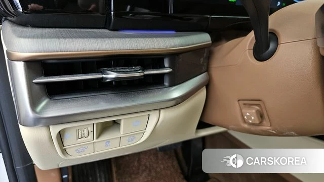 Hyundai Grandeur Hybrid (GN7) id 4400397 из Кореи 19