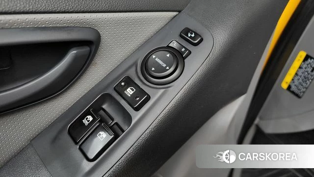 Hyundai The New Grand Starex id 4345696 из Кореи 19