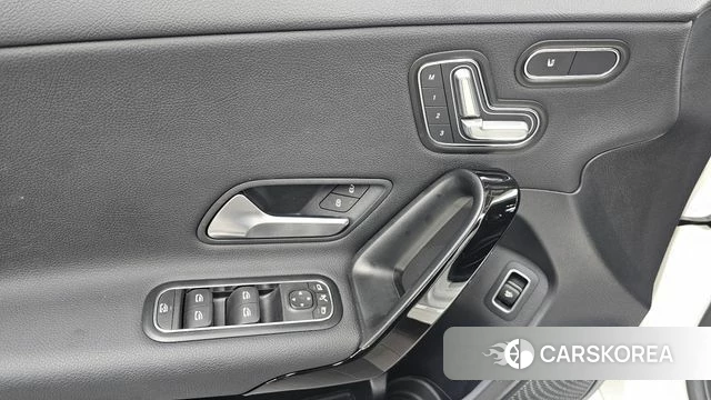 Mercedes-Benz A-Class W177 id 4688847 из Кореи 19