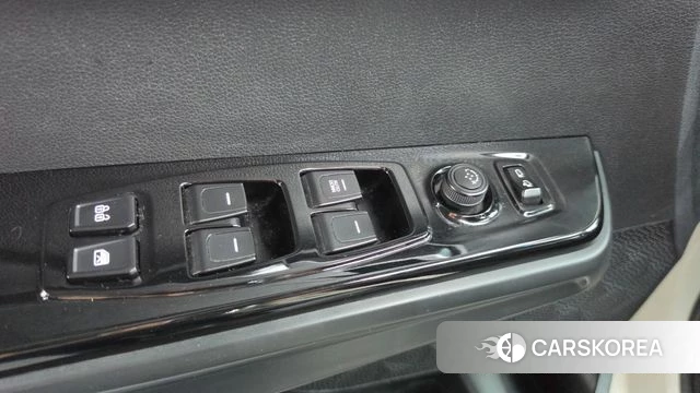 Ssangyong Torres id 4692210 из Кореи 19