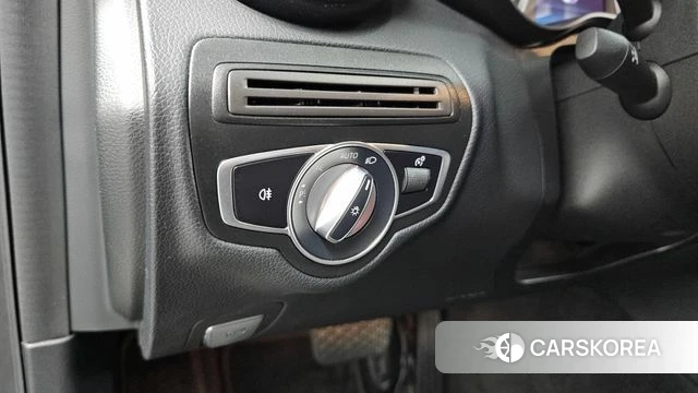 Mercedes-Benz C-Class W205 id 4551451 из Кореи 19