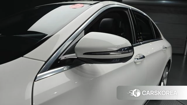 Mercedes-Benz E-Class W213 id 4483373 из Кореи 19