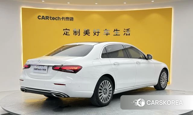 Mercedes-Benz E-class id 4256075 из Китая 19