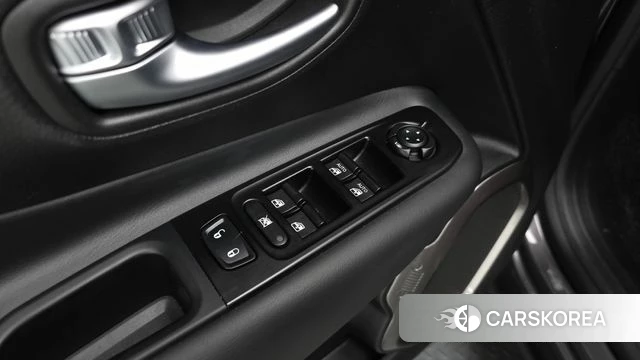 Jeep Renegade id 4501534 из Кореи 19