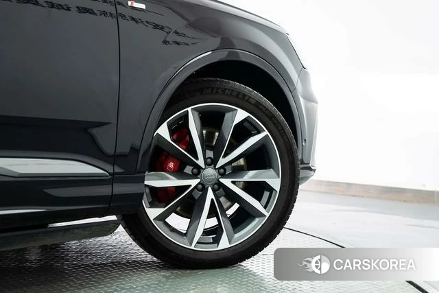 Audi Q7 id 4210252 из Китая 19