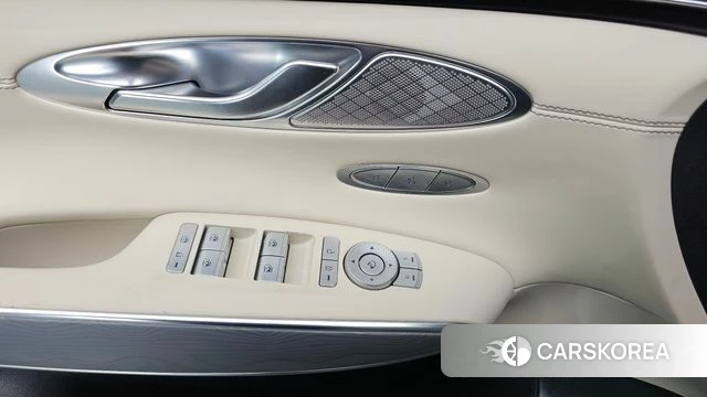 Genesis GV70 id 4303689 из Кореи 19
