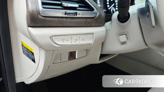 Genesis G90 id 4470388 из Кореи 19