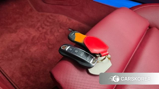Porsche 911(992) id 4649976 из Кореи 19