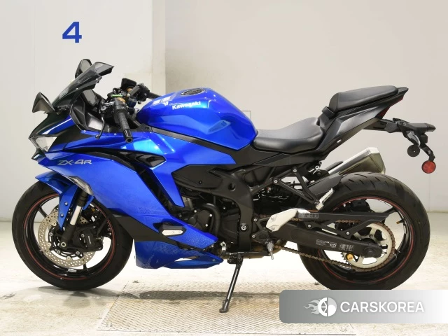 Kawasaki ZX-4R SE id 3949155 из Японии 19