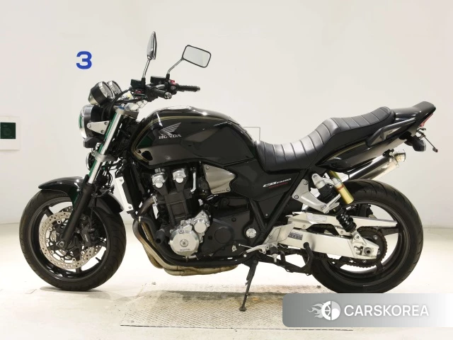 Honda CB1300SF id 3949747 из Японии 19