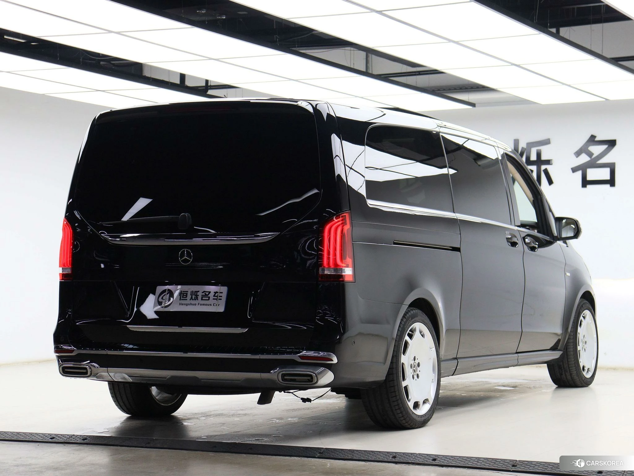 Mercedes-Benz V-class id 4419297 из Китая 19