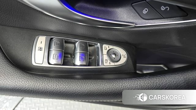 Mercedes-Benz E-Class W213 id 4552040 из Кореи 19