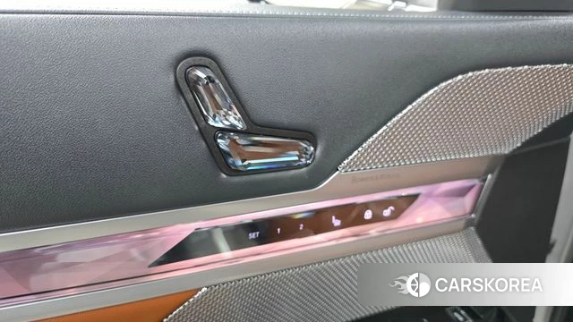 BMW 7 Series (G70) id 4222561 из Кореи 19