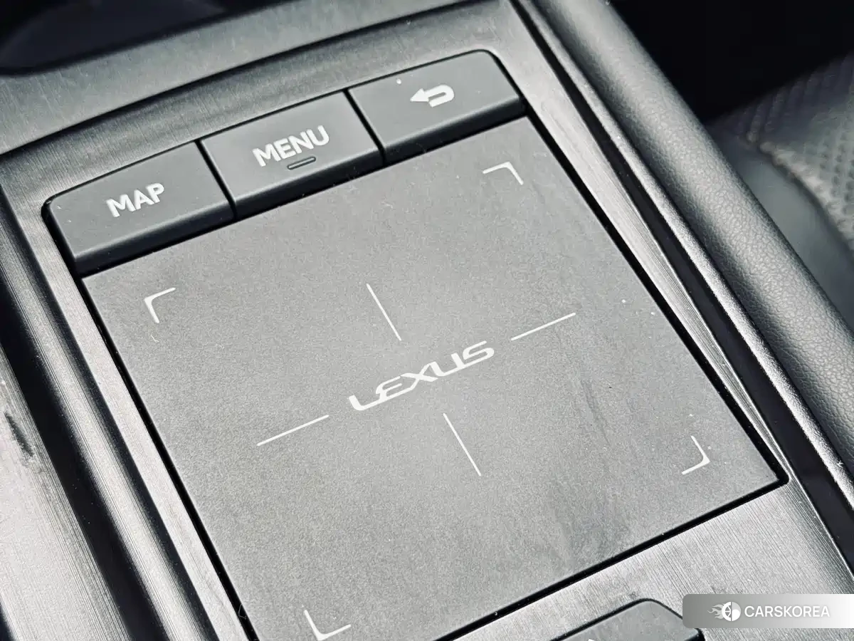 Lexus ES id 4576509 из Китая 19