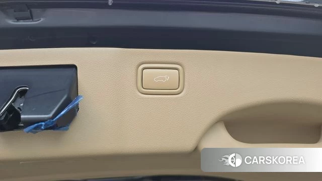 Kia The New Carnival id 4483328 из Кореи 19