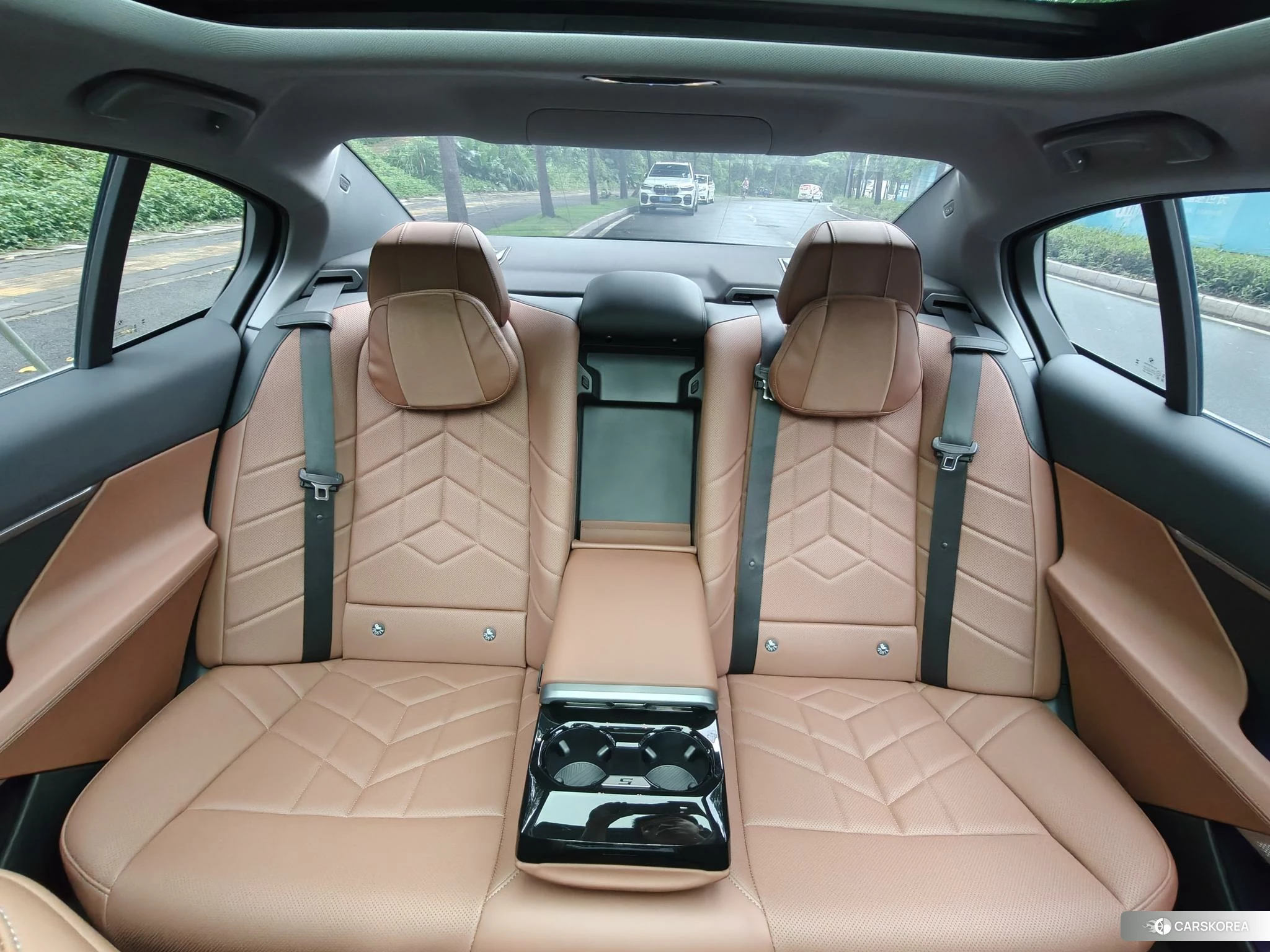 BMW i5 id 4419560 из Китая 19