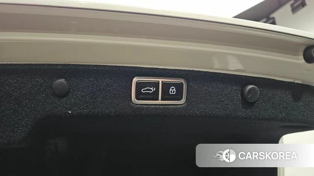 Hyundai Grandeur Hybrid (GN7) id 4607774 из Кореи 19