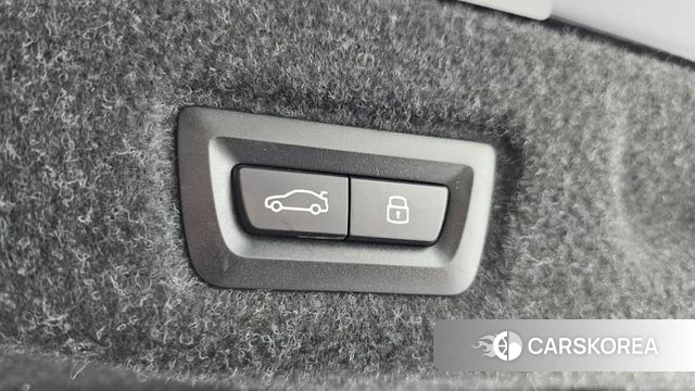 BMW 5 Series (G60) id 4612753 из Кореи 19