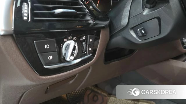 BMW 5 Series (G30) id 4574485 из Кореи 19