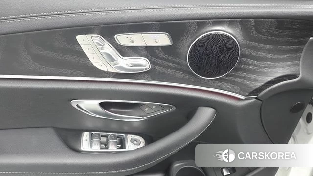 Mercedes-Benz E-Class W213 id 4540887 из Кореи 19