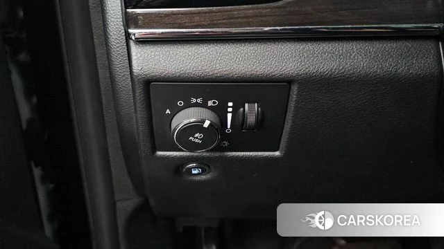 Jeep Grand Cherokee id 4490857 из Кореи 19