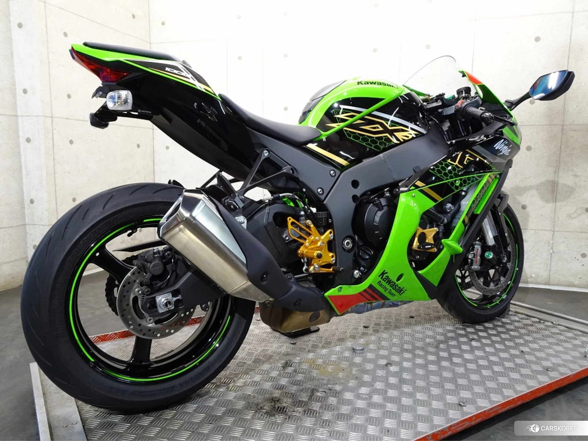 Kawasaki ZX-10R NINJA id 3950407 из Японии 19
