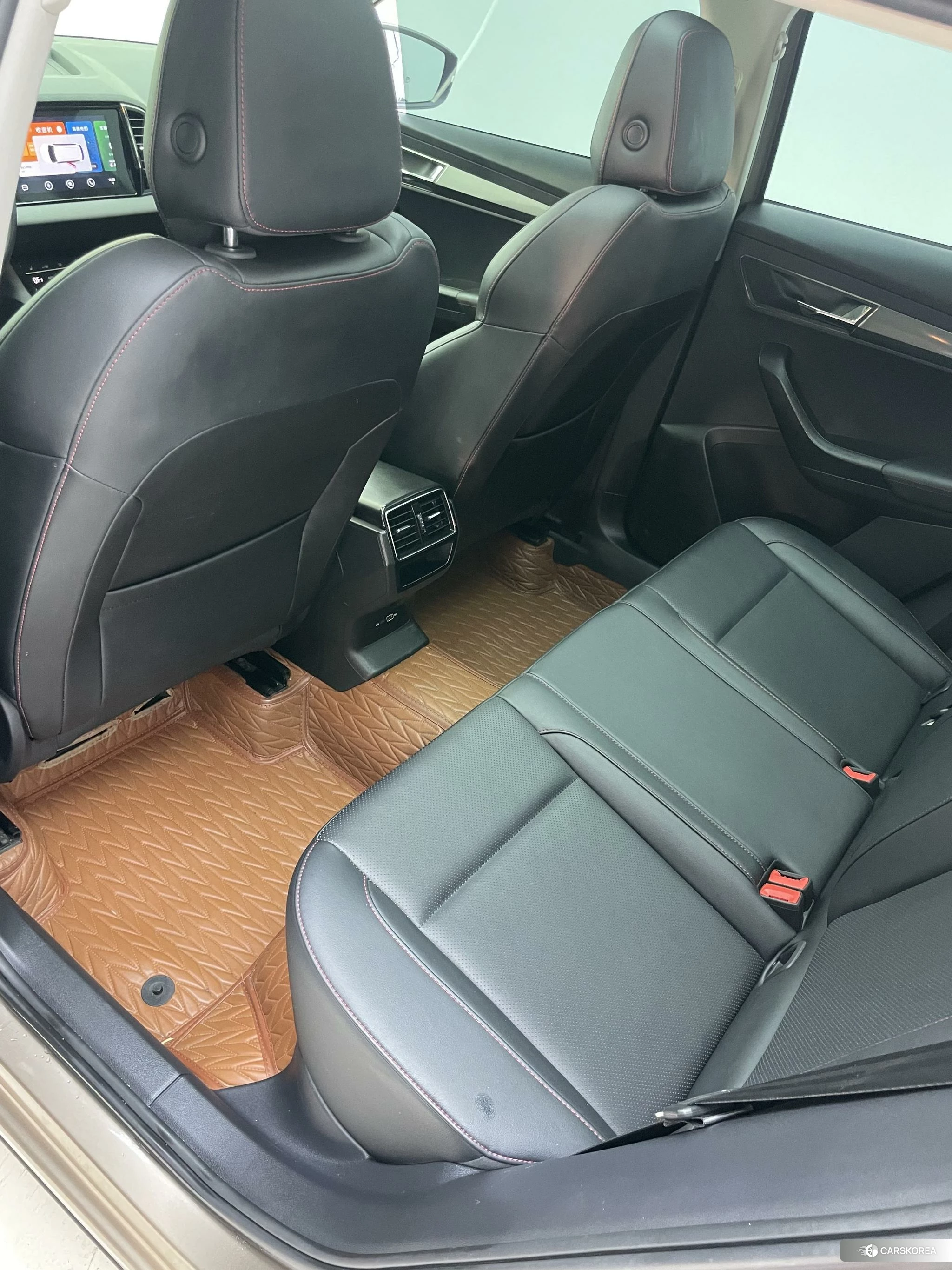Skoda Krok id 4485439 из Китая 19