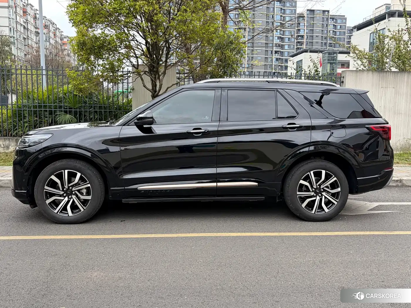 Ford Explorer id 4577484 из Китая 19